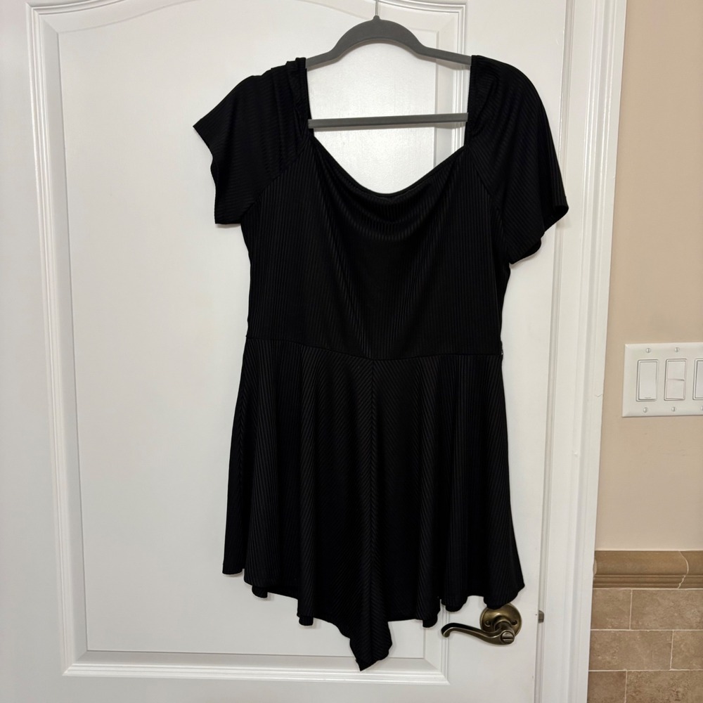 Shein Black Ribbed Knit Romper Square Neck Short Sleeve Plus Size 1XL - Picture 2 of 3